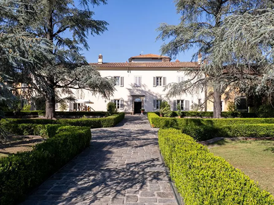 Immagine 1 di Villa in affitto  in Viale sestini a Pistoia