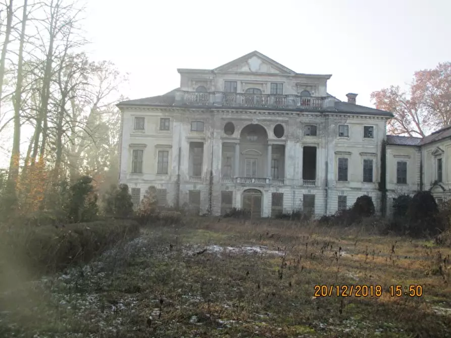 Immagine 1 di Villa in vendita  in Via Carpeneto a Almese