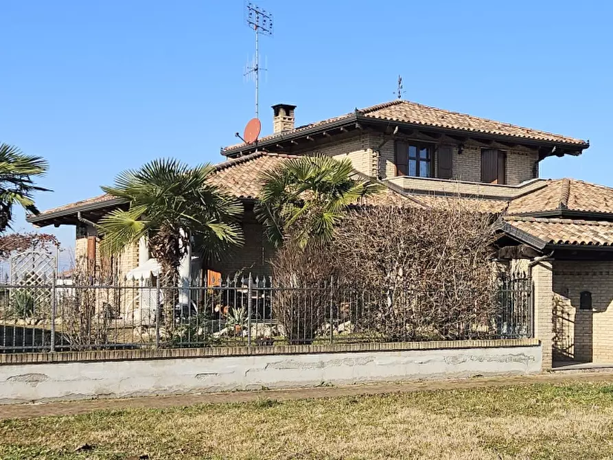 Immagine 1 di Casa indipendente in vendita  in VIA GIOVANNI FALCONE a Torrazza Piemonte