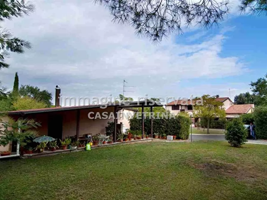 Immagine 1 di Villa in vendita  in MACCHIASCANDONA a Castiglione Della Pescaia