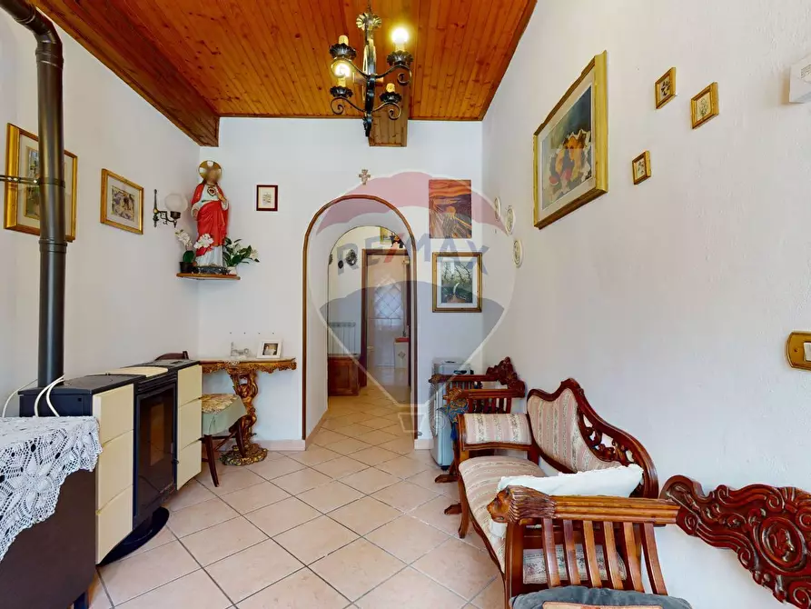 Immagine 1 di Appartamento in vendita  in Via Vittorio Emanuele a Minucciano