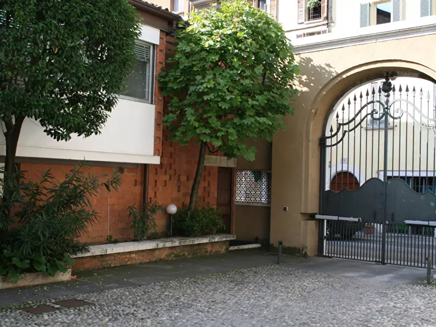 Immagine 1 di Ufficio in affitto  in Contrada Santa Corce a Brescia