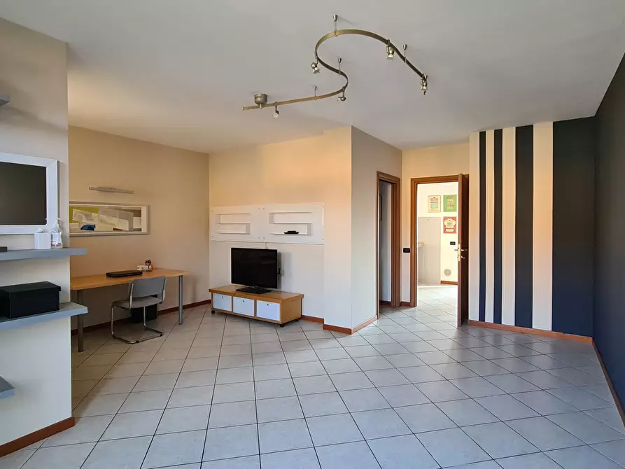 Immagine 1 di Appartamento in vendita  in Via Tiepolo a Brembate