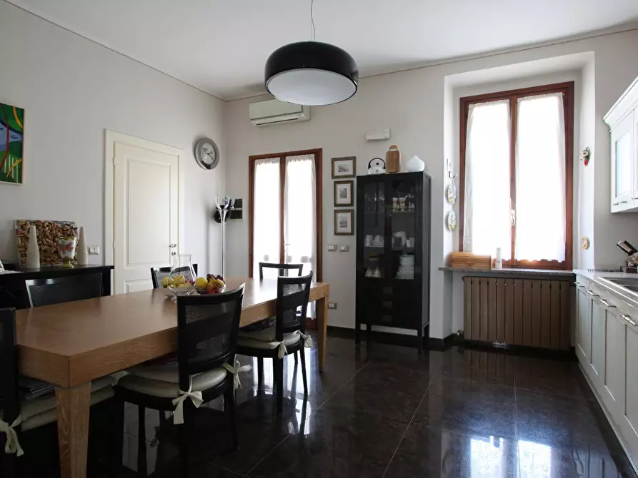 Immagine 1 di Appartamento in vendita  in Via Dei Mille a Treviglio