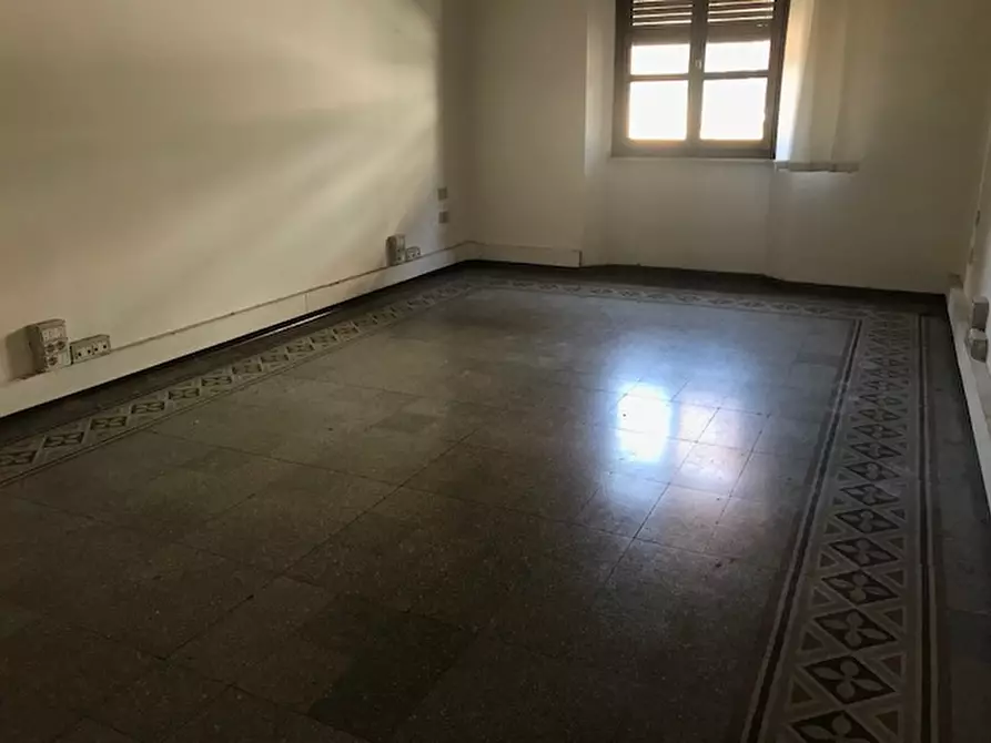 Immagine 1 di Appartamento in vendita  in corso italia a Pisa