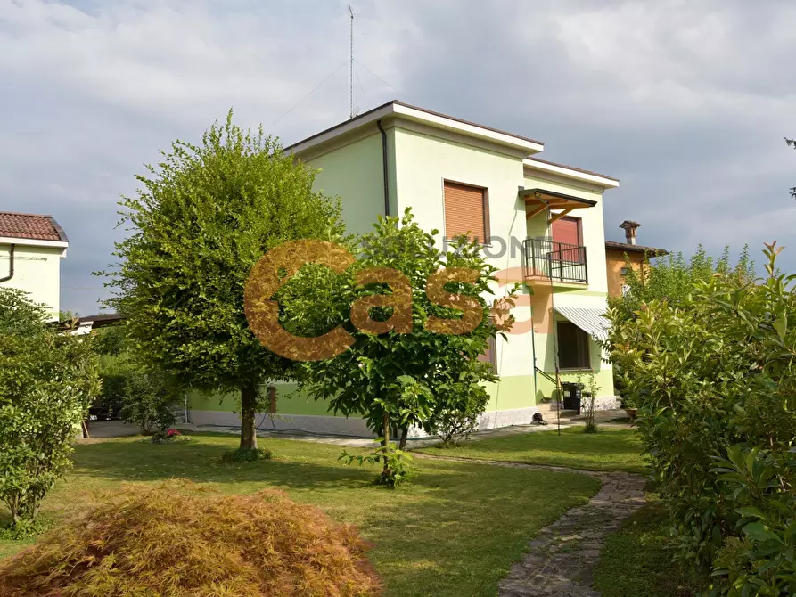 Immagine 1 di Villa in vendita  in Via Mori a Caorso