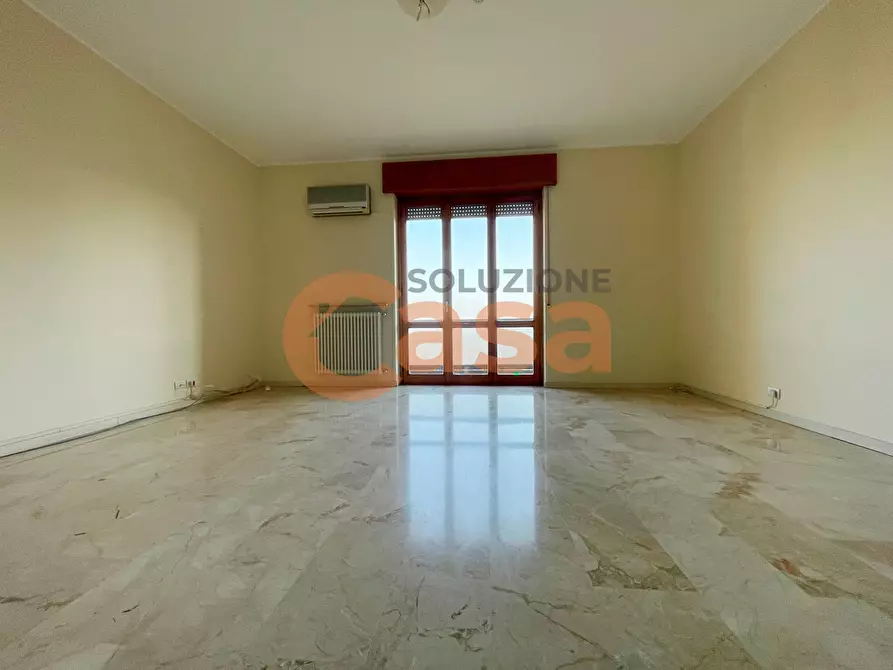 Immagine 1 di Appartamento in vendita  in Via Martiri della Resistenza a Piacenza