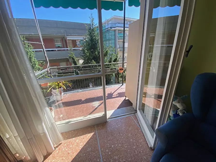 Immagine 1 di Appartamento in vendita  in Via Nino Bixio a Rapallo