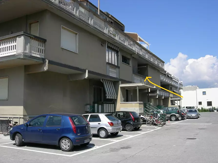 Immagine 1 di Appartamento in affitto  in viale zaccagna a Carrara
