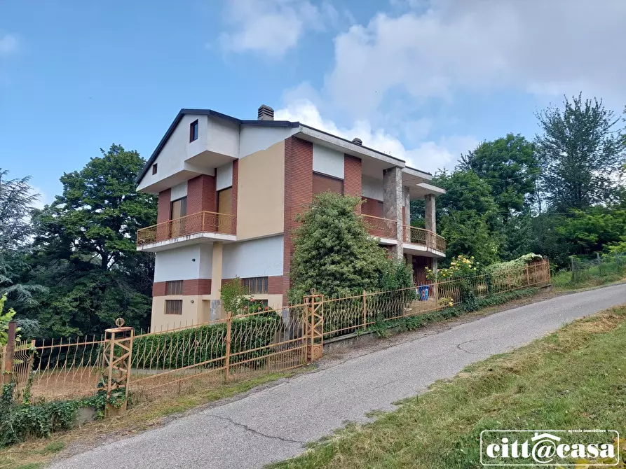Immagine 1 di Villa in vendita  in Strada Giaccona a Bruino
