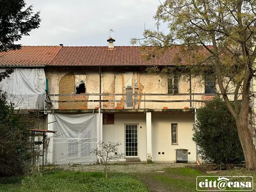 Immagine 1 di Casa indipendente in vendita  a Ronsecco