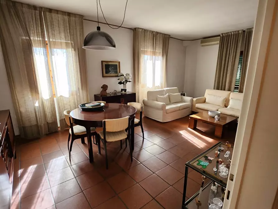 Immagine 1 di Appartamento in vendita  in via anna frank a Agliana