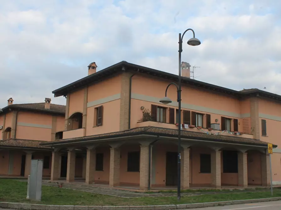 Immagine 1 di Appartamento in vendita  in Via della Pila a Albuzzano