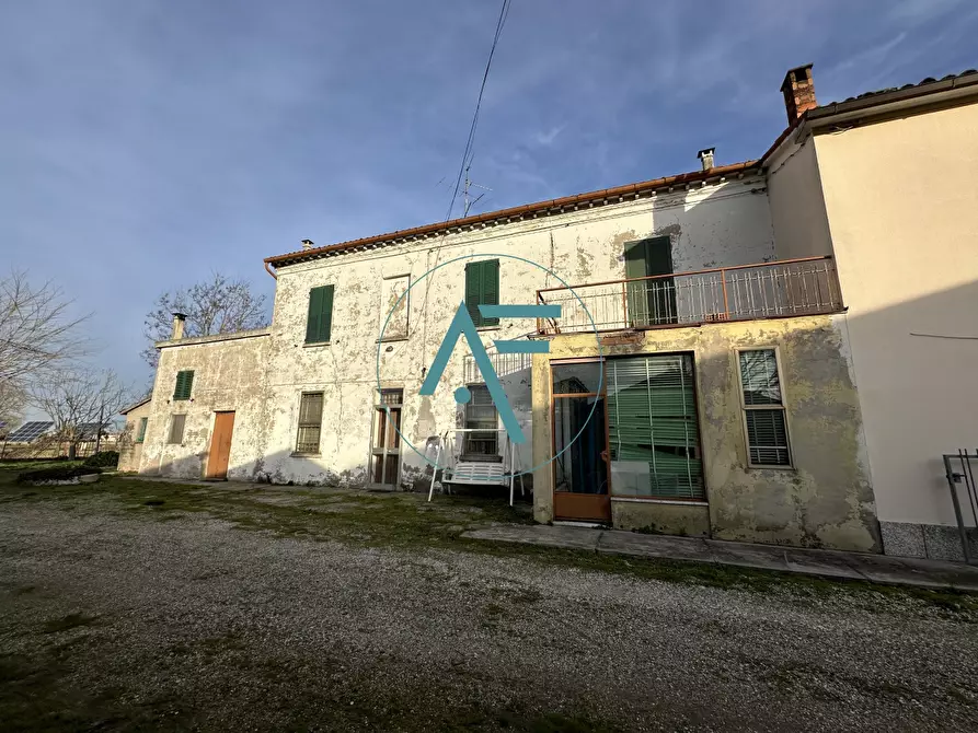 Immagine 1 di Casa indipendente in vendita  a Ravenna