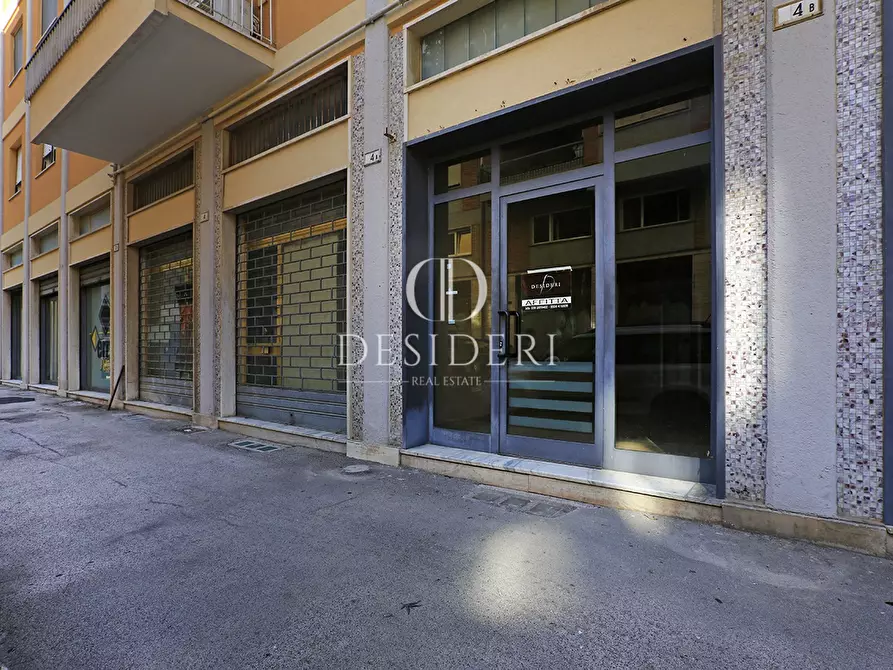 Immagine 1 di Locale commerciale in affitto  in Via Sardegna a Grosseto