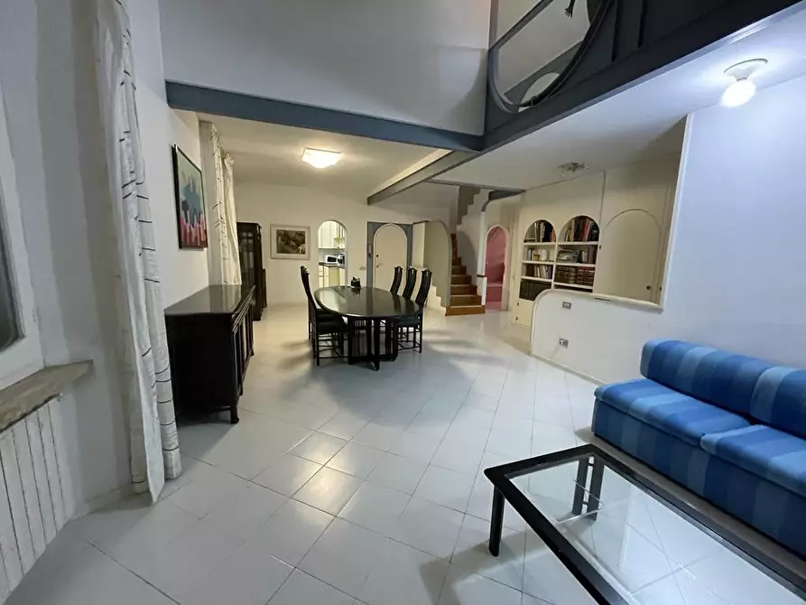 Immagine 1 di Appartamento in vendita  in VIA GIACOMELLI a Follonica
