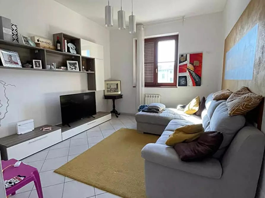 Immagine 1 di Appartamento in vendita  a Montevarchi