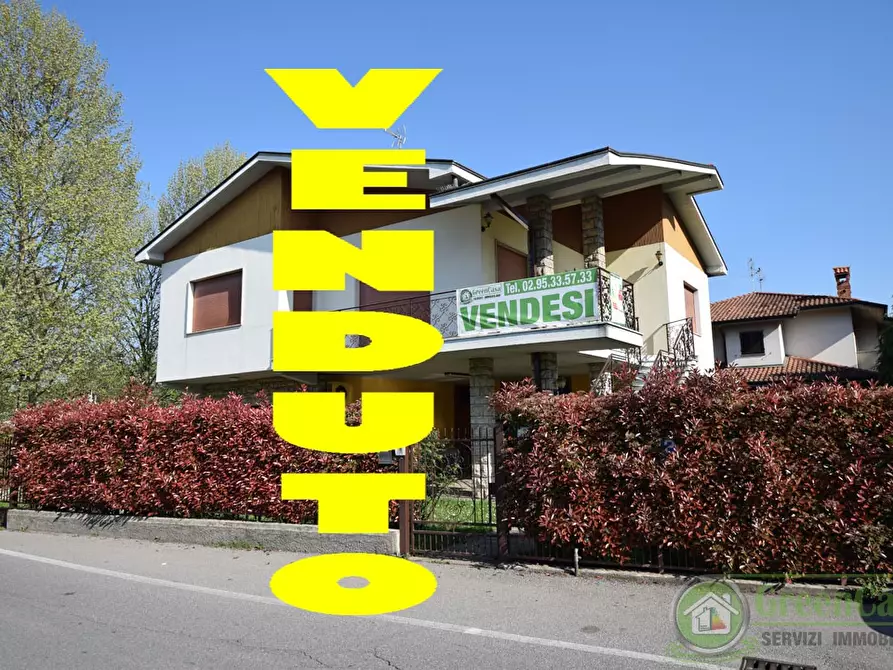 Immagine 1 di Villa in vendita  in VIA  MANZONI a Vaprio D'adda