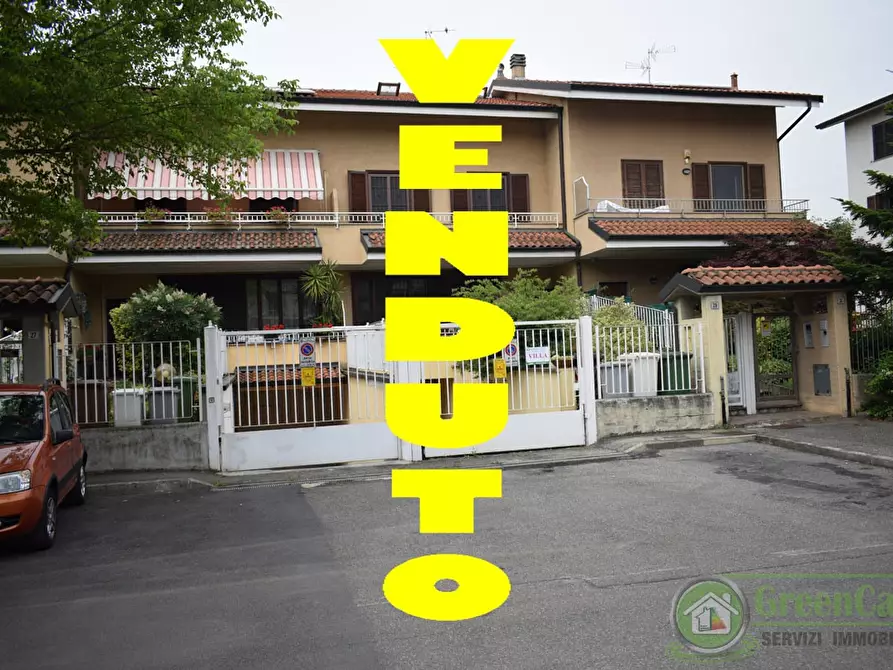 Immagine 1 di Villa in vendita  in via platani a Cologno Monzese