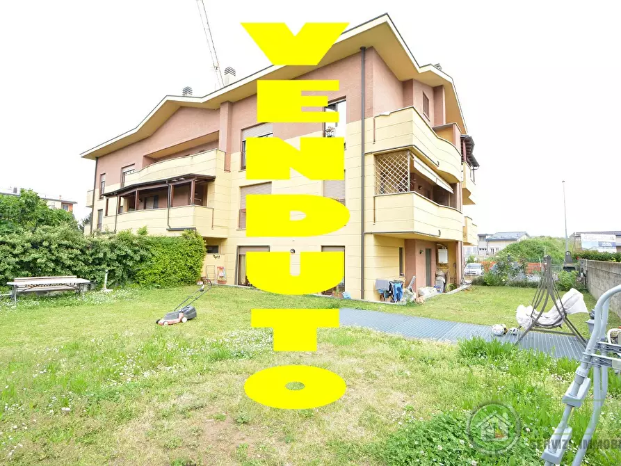 Immagine 1 di Appartamento in vendita  in via san Nicolò a Vaprio D'adda