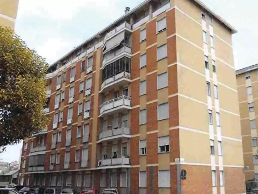 Immagine 1 di Appartamento in vendita  in Via Cerruti 7 a Biella
