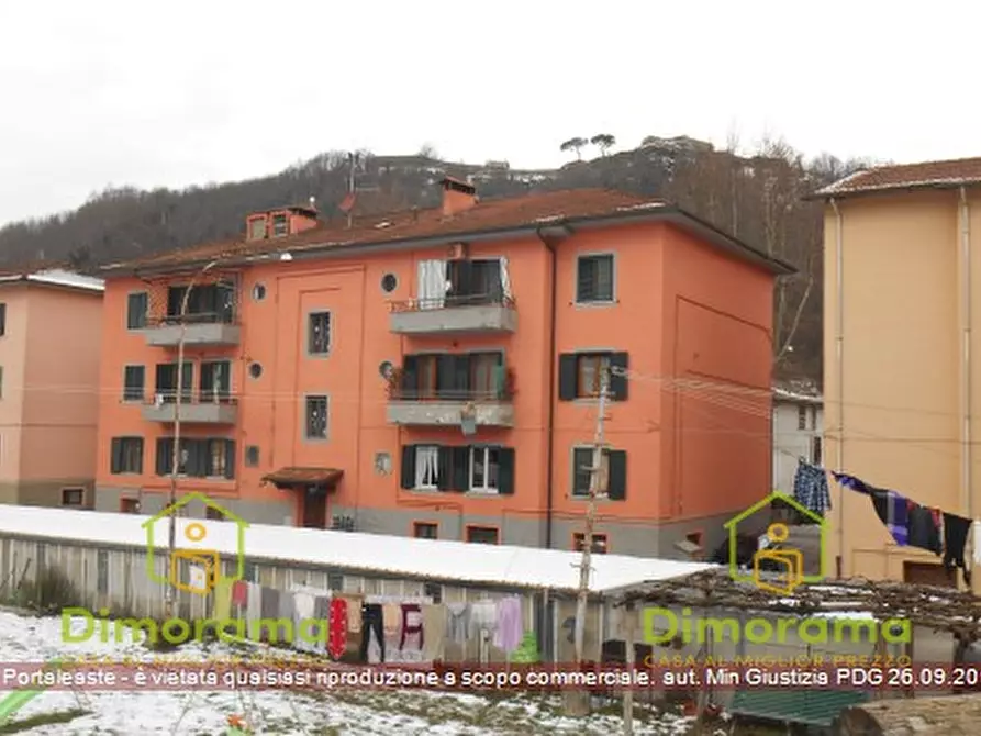Immagine 1 di Appartamento in vendita  in Via Giovanni Pascoli  4 a Castelnuovo Di Garfagnana