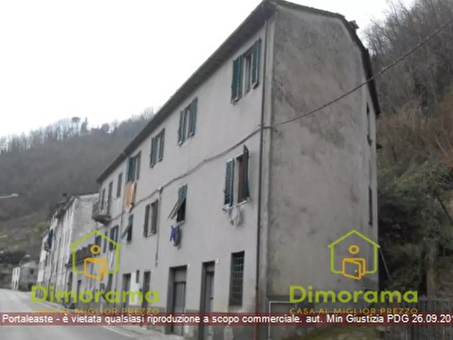 Immagine 1 di Appartamento in vendita  in Frazione Ponte a Serraglio  via Letizia 131 - 133 a Fabbriche Di Vergemoli