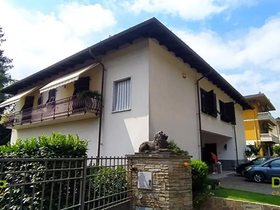Immagine 1 di Appartamento in vendita  in Località Cavana  Via Aurelia  snc a Licciana Nardi