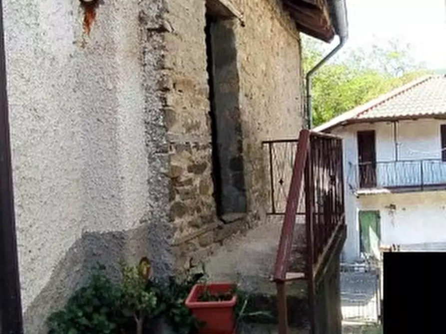 Immagine 1 di Appartamento in vendita  in Cervara  Località Cervara SNC a Pontremoli