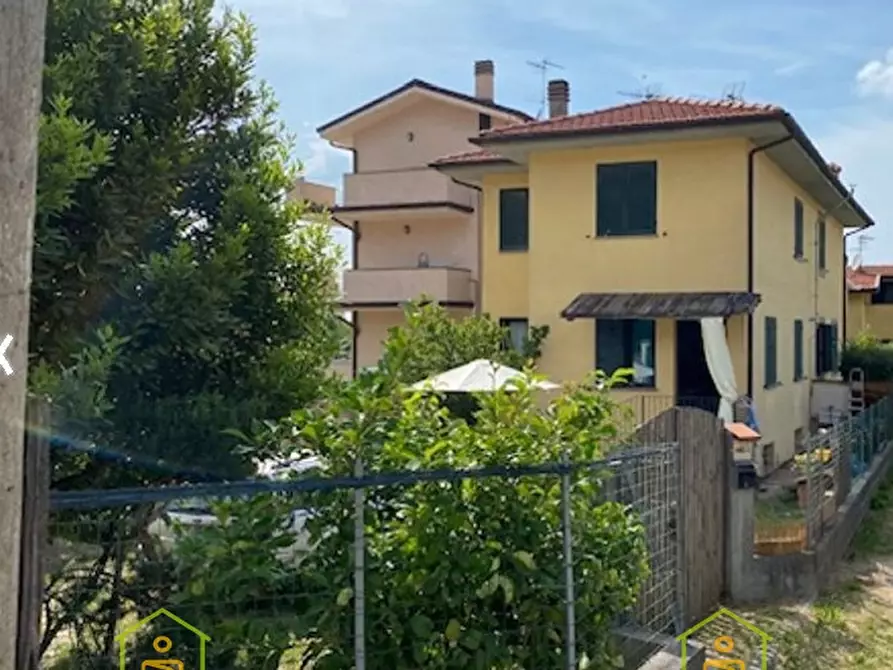 Immagine 1 di Appartamento in vendita  in Via del Molinaccio n.486/A Fraz. Quiesa a Massarosa