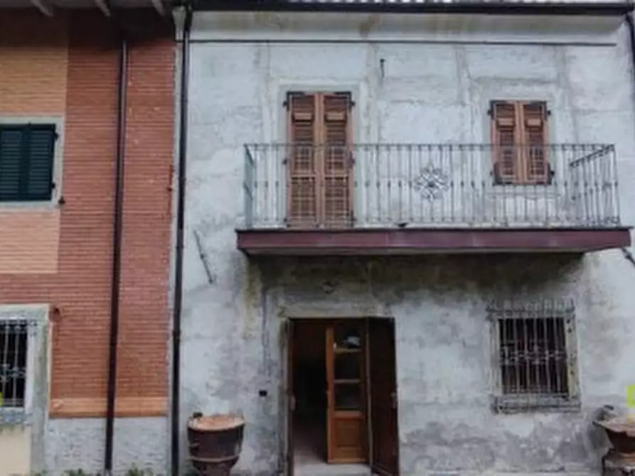Immagine 1 di Appartamento in vendita  in Via Pognana a Fivizzano