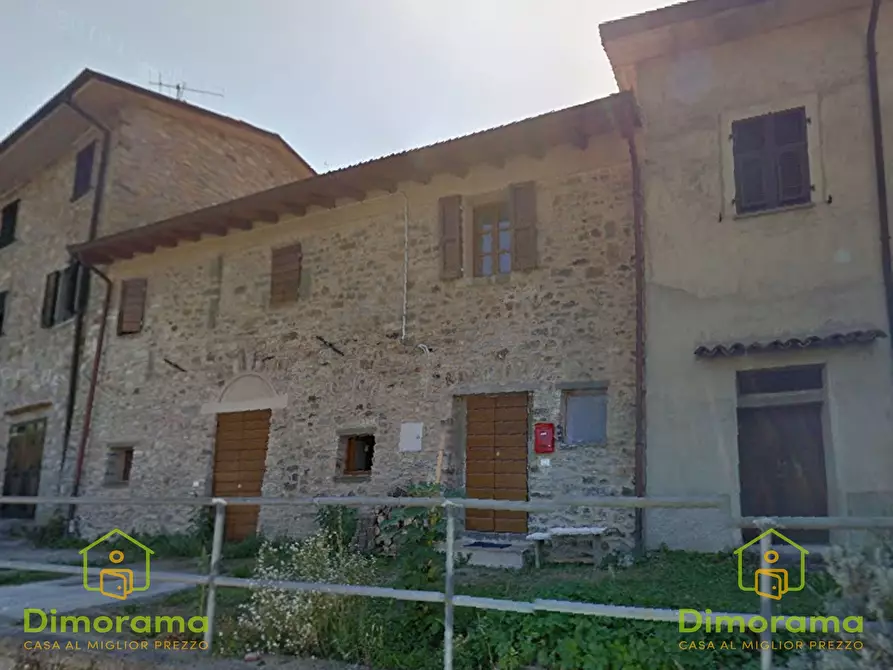 Immagine 1 di Appartamento in vendita  in Bagnone  località Groppo a Mochignano di Sopra a Bagnone