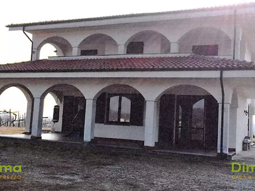 Immagine 1 di Villa in vendita  in Via DUA 15 a Dorzano