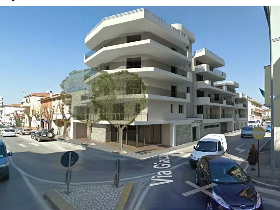 Immagine 1 di Appartamento in vendita  in Via Puccini a Follonica