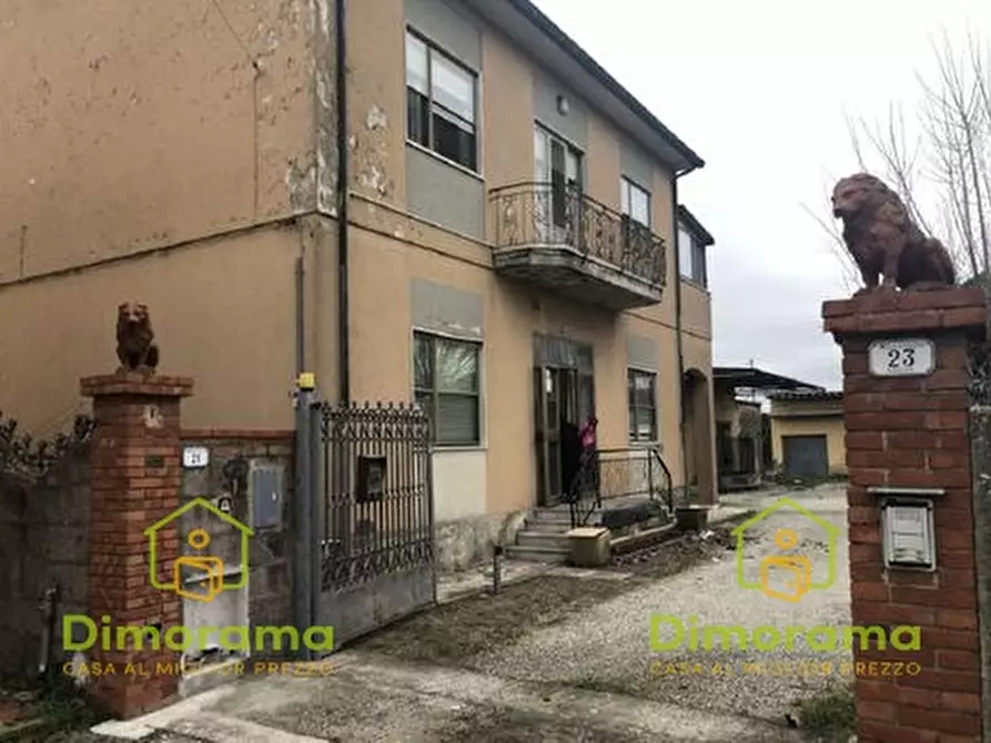 Immagine 1 di Appartamento in vendita  in localit? Vicarello -  Via Teresio Olivelli n 21 a Collesalvetti