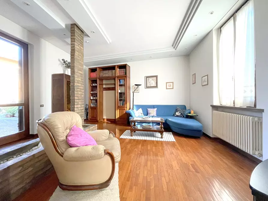 Immagine 1 di Appartamento in vendita  in Via Ravegnana a Forli'