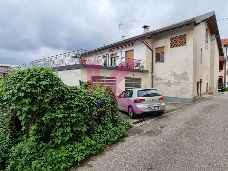 Immagine 1 di Appartamento in vendita  in Via Castello a Cantu'
