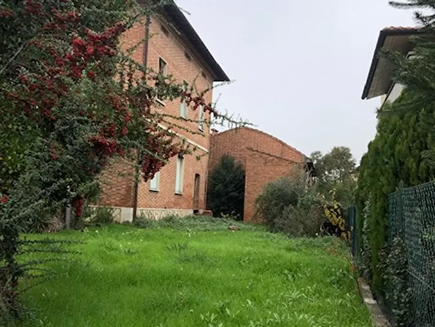 Immagine 1 di Villa in vendita  in Torrita di Siena a Torrita Di Siena
