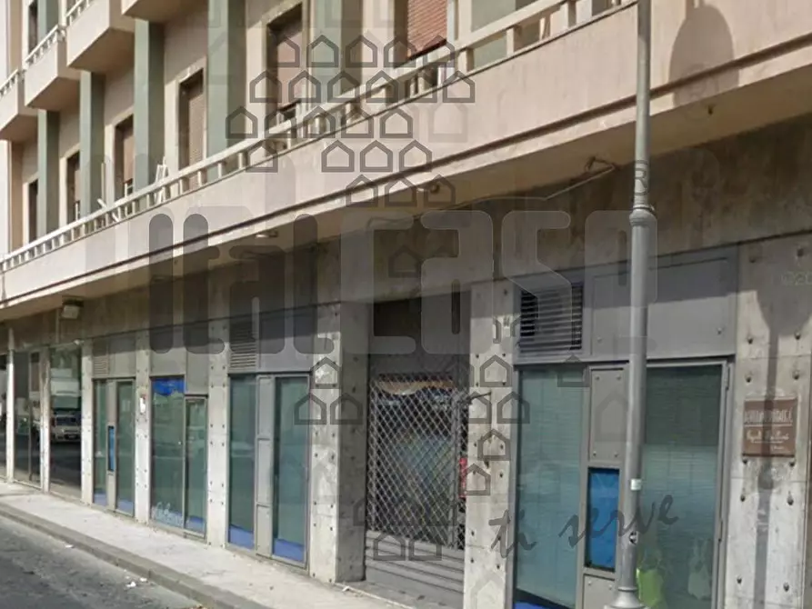 Immagine 1 di Locale commerciale in affitto  in Via Primo Settembre a Messina