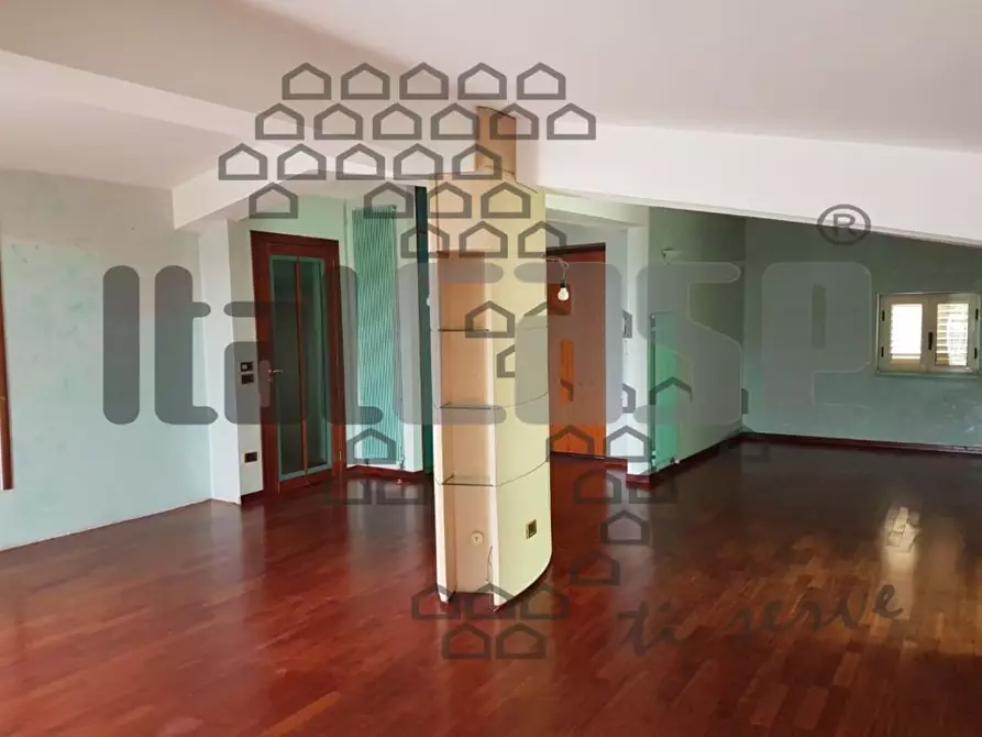 Immagine 1 di Appartamento in vendita  in Via Salvatore Quasimodo a Villafranca Tirrena