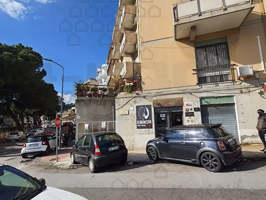 Immagine 1 di Negozio in affitto  in viale regina elena a Messina