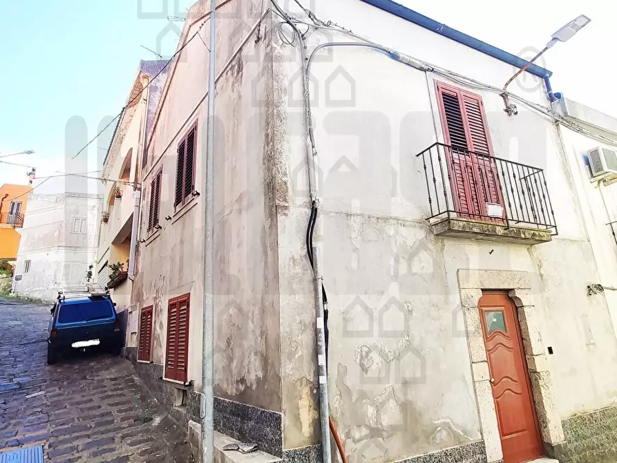 Immagine 1 di Villa in vendita  in Castanea via Piazzicella- Vico San Giovanni a Messina