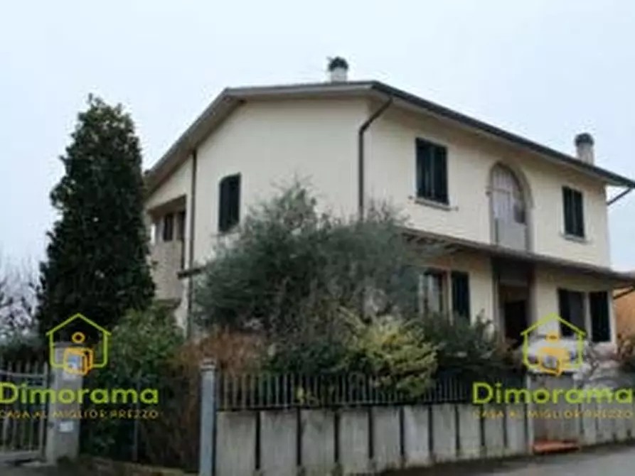 Immagine 1 di Appartamento in vendita  in Frazione Villafranca  via N. Brunelli 19 int.2 a Forli'