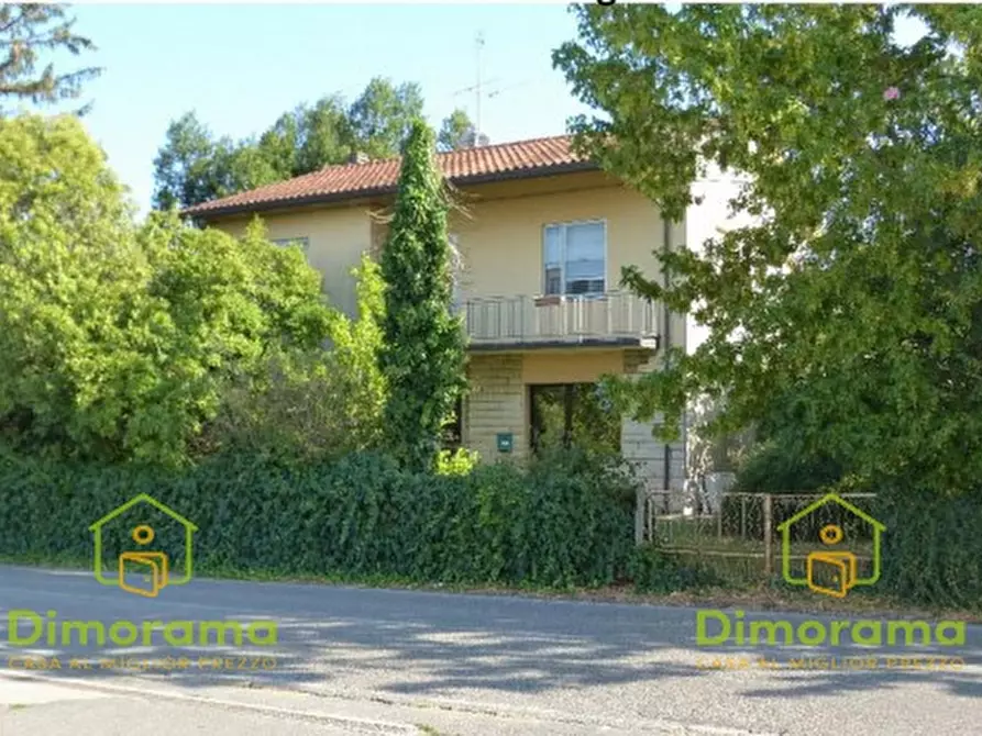 Immagine 1 di Casa indipendente in vendita  in Via Montanari n. 610 a Gambettola