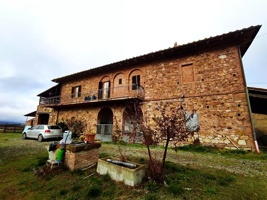Immagine 1 di Rustico / casale in vendita  in strada provinciale della badia di sant'antimo a Montalcino