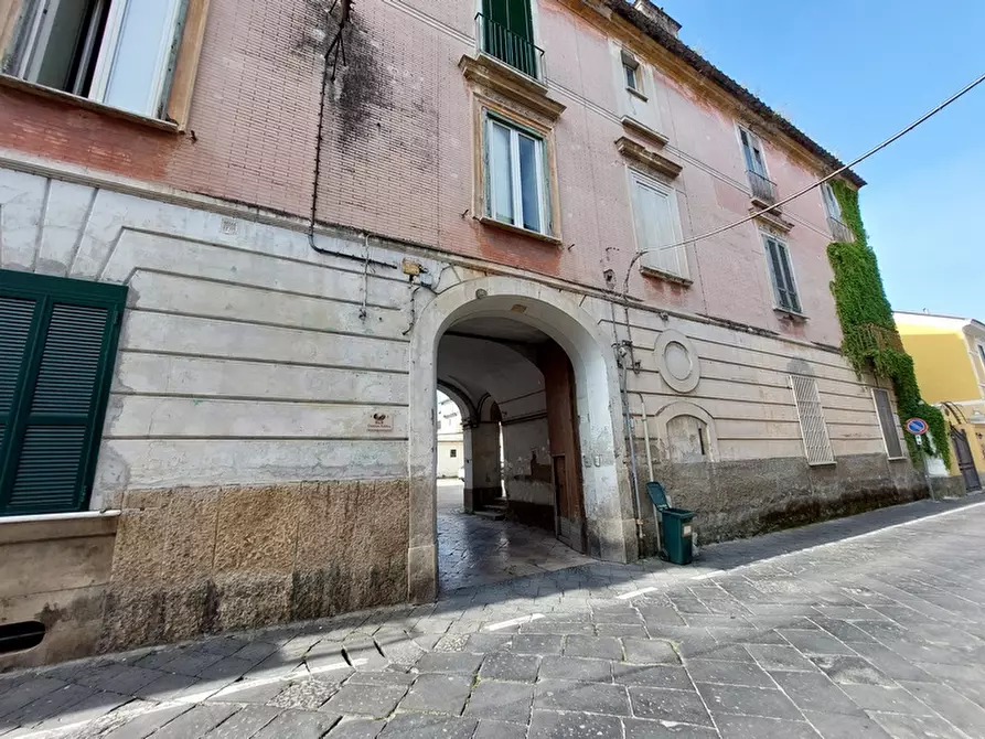 Immagine 1 di Appartamento in vendita  in VIA MORELLI a Santa Maria Capua Vetere