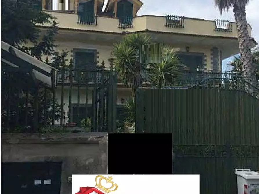 Immagine 1 di Appartamento in vendita  in VIA VICINALE REGGENTE a Napoli