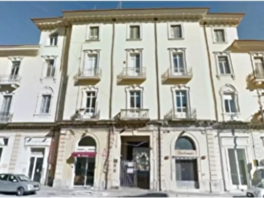 Immagine 1 di Appartamento in vendita  in VIA TURATI a Caserta