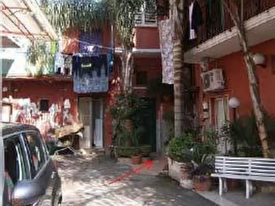Immagine 1 di Appartamento in vendita  in VIA PIETRO ROSANO a Caivano
