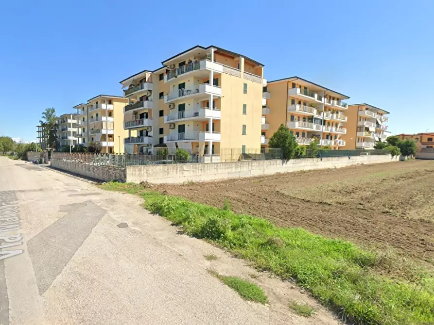 Immagine 1 di Appartamento in vendita  in MARCO PANTANI (GIA' VIA COMUNALE CINQUE) a Cancello Ed Arnone